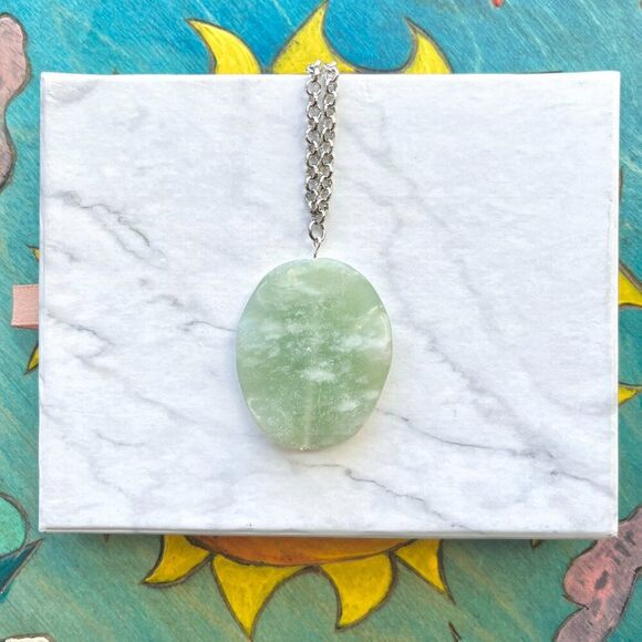 Jade Green Stone Oval Pendant on Silver Chain Necklace - Picture 4 of 6